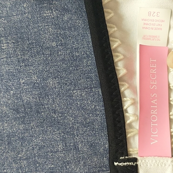 Victoria's Secret "CROCHET FLIRT BANDEAU" Bikini Swimsuit Top White - Picture 7 of 8